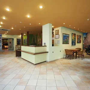 Montserrat Hotell